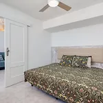 Bella Vista Apartment